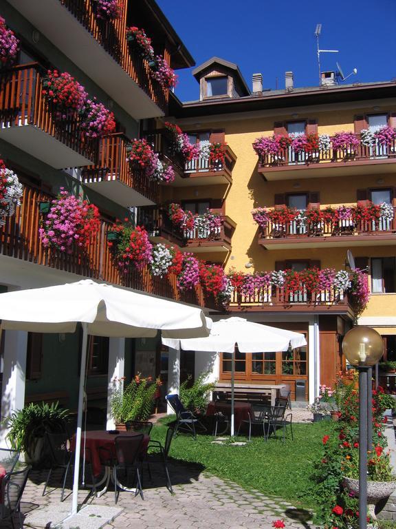 Albergo Monteverde Lavarone Exterior photo
